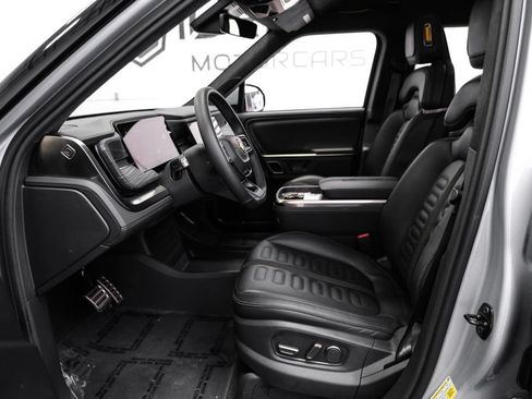 Used 2024 Rivian R1S Adventure AWD/4WD image 4