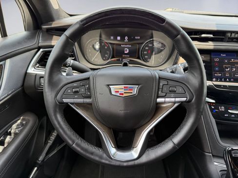 Certified 2023 Cadillac XT6 Sport w/ LPO, ONYX Package AWD/4WD image 22
