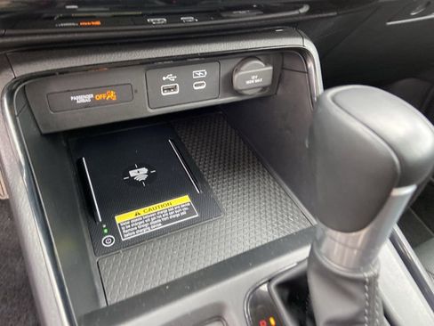 Used 2025 Honda CR-V EX-L image 40