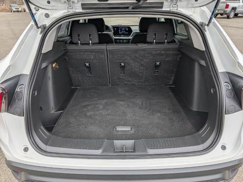 Used 2024 Chevrolet Trax LS image 12