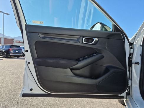 Used 2024 Honda Civic Sport image 14