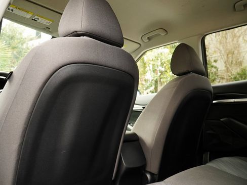 Used 2022 Kia Seltos LX image 30