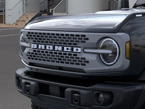 New 2026 Ford Bronco Badlands w/ Sasquatch Package AWD/4WD image 19