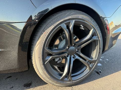 Used 2021 Chevrolet Camaro LT RWD image 28