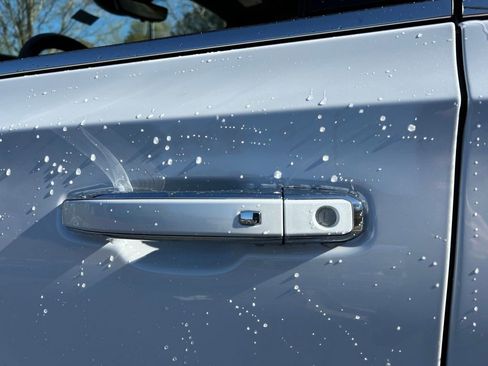 New 2026 GMC Yukon XL Denali w/ Denali Reserve Package image 27