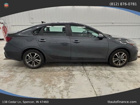 Used 2024 Kia Forte LXS w/ LXS Technology Package FWD image 9
