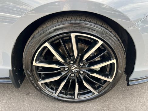 Used 2024 Honda Accord Touring image 14