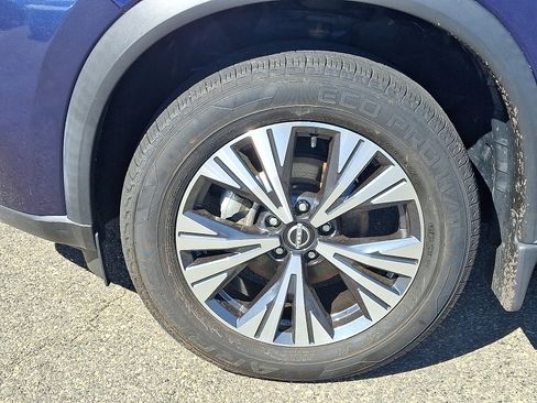 Used 2022 Nissan Rogue SV AWD/4WD image 8