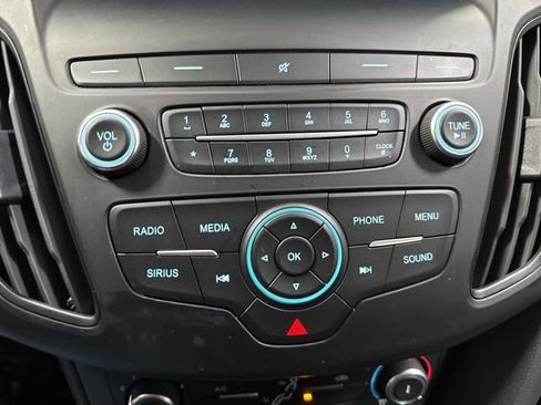 Used 2018 Ford Focus SE FWD image 18