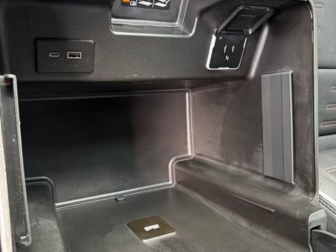 Used 2025 GMC Sierra 2500 AT4X AWD/4WD image 18