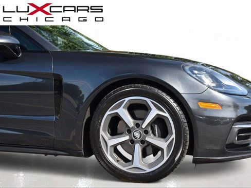 Used 2020 Porsche Panamera image 12