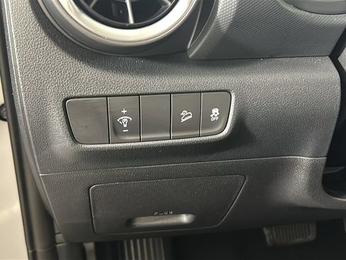 Certified 2023 Hyundai Kona SEL AWD/4WD image 25