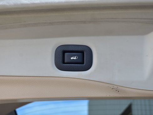 Used 2015 Nissan Rogue SL w/ SL Premium Package AWD/4WD image 23