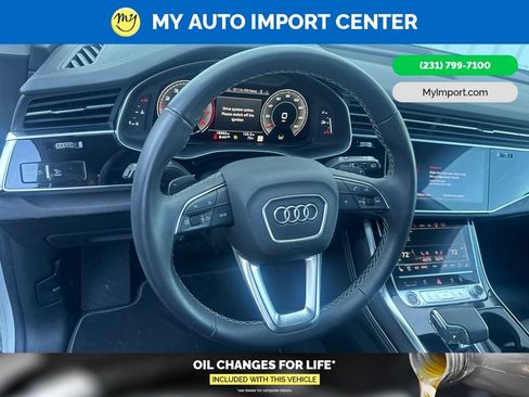 Used 2023 Audi Q8 Prestige AWD/4WD image 9