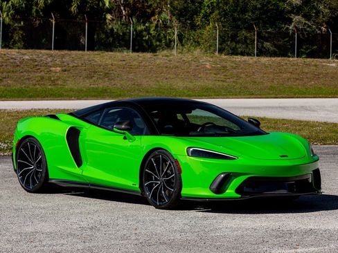 Used 2025 McLaren GTS image 13