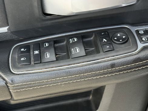 Used 2024 RAM 2500 Big Horn AWD/4WD image 26