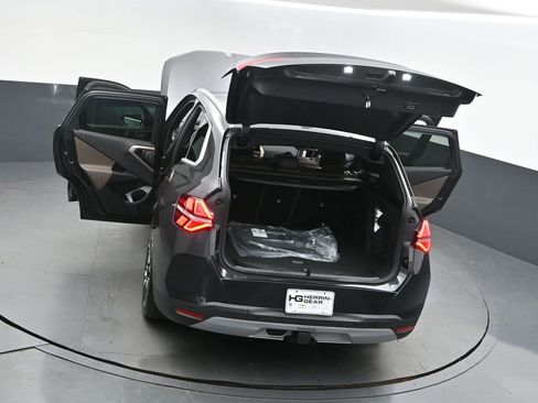 Used 2025 BMW X3 xDrive30i w/ Premium Package image 48