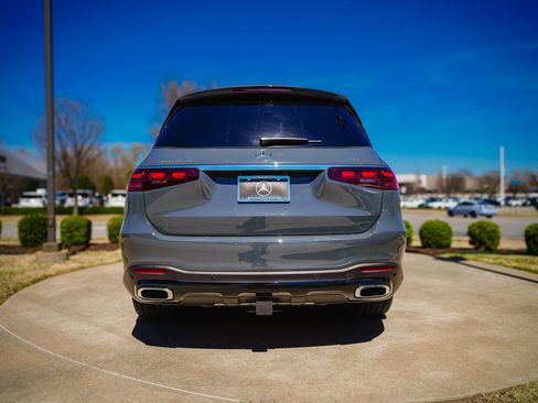 New 2026 Mercedes-Benz GLS 450 4MATIC image 10