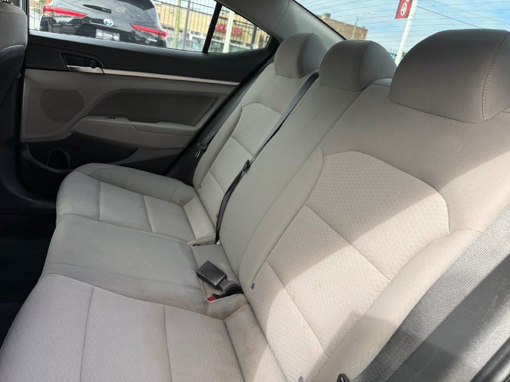 Used 2020 Hyundai Elantra SEL FWD image 24