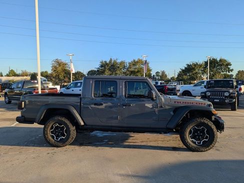 Used 2020 Jeep Gladiator Rubicon image 4