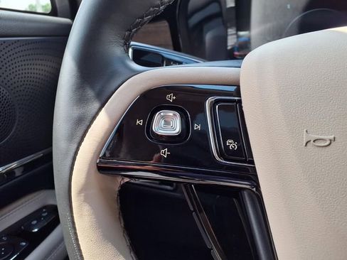 Used 2026 Lincoln Corsair Grand Touring w/ Jet Appearance Package AWD/4WD image 15