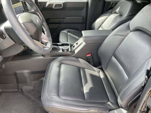 Used 2025 Ford Bronco Big Bend image 13