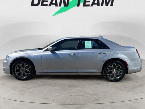 Used 2017 Chrysler 300 S w/ 300S Premium Group image 5