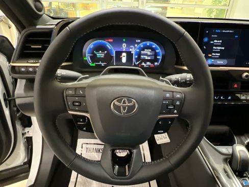 New 2026 Toyota Crown Signia w/ Advanced Technology Package AWD/4WD image 18
