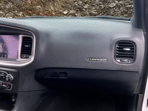 Used 2022 Dodge Charger R/T w/ Blacktop Package image 14