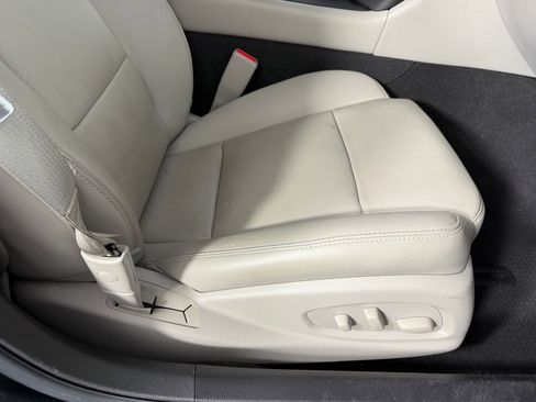 Used 2017 Cadillac CTS Luxury RWD image 32