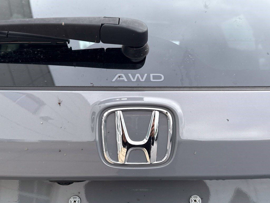 Used 2024 Honda CR-V EX image 5