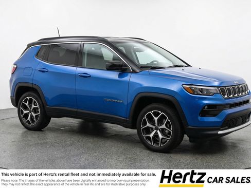 Used 2025 Jeep Compass Limited image 1