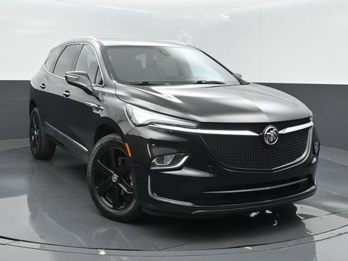 Used 2023 Buick Enclave Essence w/ Experience Buick Package image 2