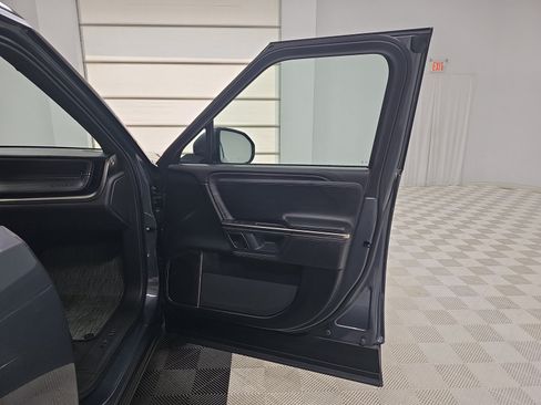 Used 2023 Rivian R1S Adventure AWD/4WD image 18