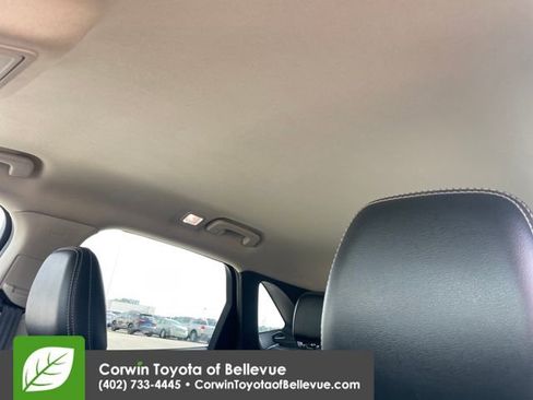 Used 2020 Ford Escape Titanium AWD/4WD image 25