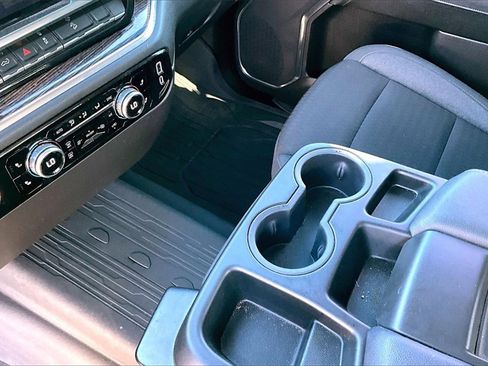 Used 2024 GMC Sierra 1500 Elevation image 16