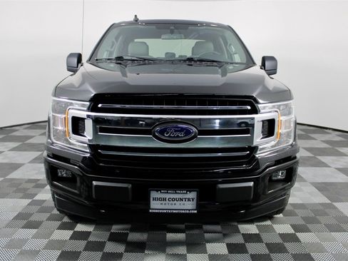Used 2020 Ford F150 XLT image 2