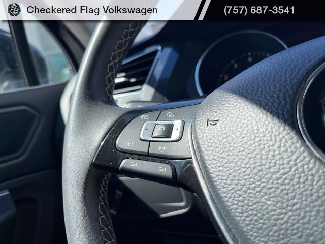 Used 2021 Volkswagen Tiguan SE w/ Panoramic Sunroof Package AWD/4WD image 37