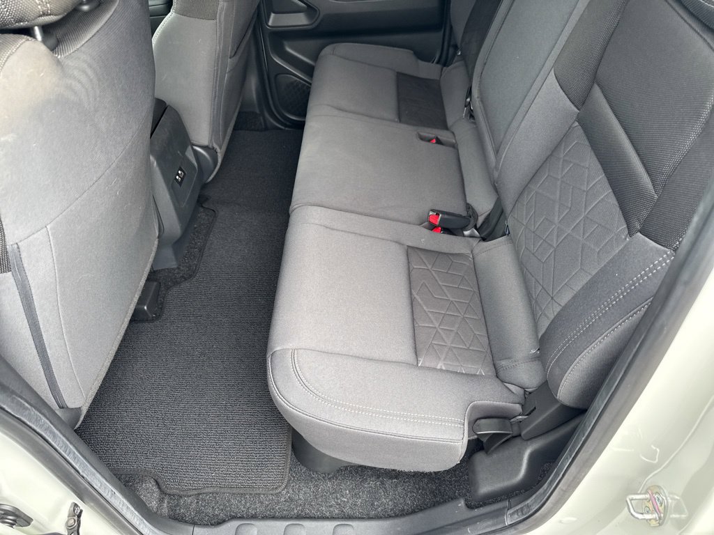 Used 2025 Nissan Frontier SV RWD image 25