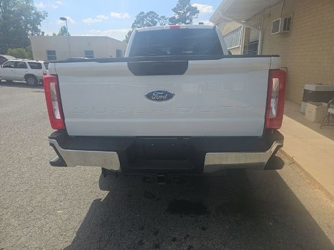Used 2025 Ford F250 XLT AWD/4WD image 4