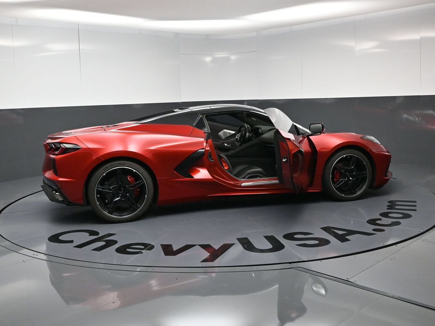 Used 2021 Chevrolet Corvette Stingray Premium Conv w/ 3LT RWD image 24