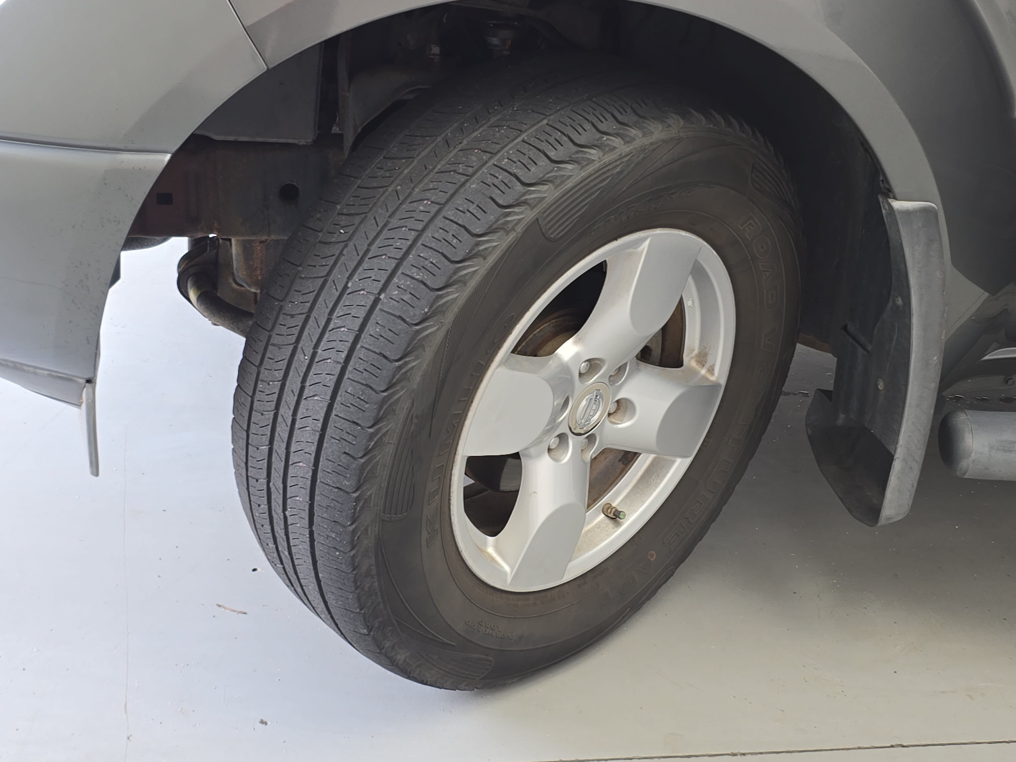 Used 2005 Nissan Frontier LE w/ (X01) Leather Pkg RWD image 29
