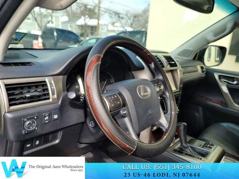 Used 2014 Lexus GX 460 w/ Premium Package image 8