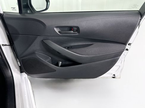 Used 2023 Toyota Corolla LE FWD image 31