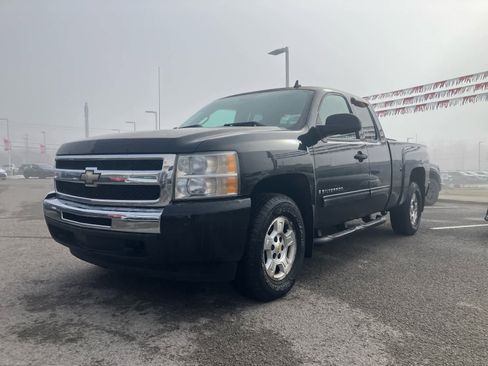 Used 2009 Chevrolet Silverado 1500 LT w/ Power Pack Plus image 3