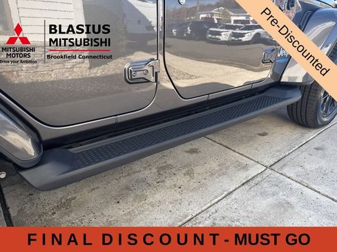 Used 2021 Jeep Wrangler Unlimited Sahara w/ Cold Weather Group AWD/4WD image 46