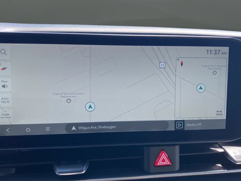 New 2026 Kia Carnival EX FWD image 13