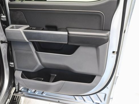 Used 2025 Ford F150 XLT w/ Equipment Group 301A Standard image 12