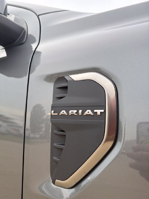 New 2026 Ford Ranger Lariat w/ Black Appearance Package AWD/4WD image 13