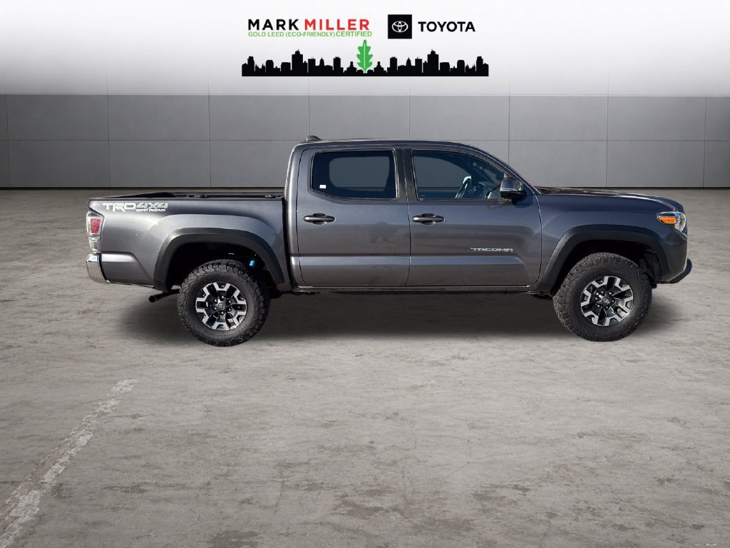 Certified 2022 Toyota Tacoma TRD Off-Road AWD/4WD image 6